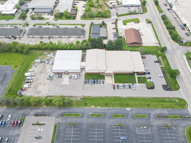 More Photos Of 4585 Cornell Rd, Blue Ash Manufacturing For Lease