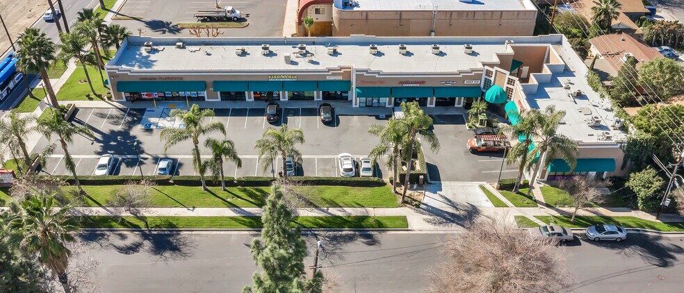 More Photos Of 10759 Magnolia Ave, Riverside Storefront Retail Office For Sale