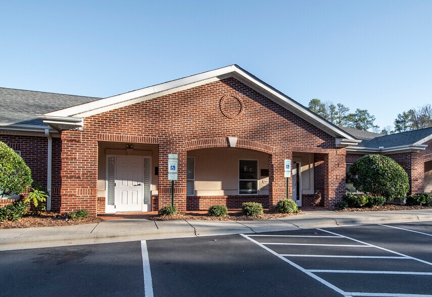 Primary Photo Of 7245 Pineville-Matthews Rd, Charlotte Office For Sale