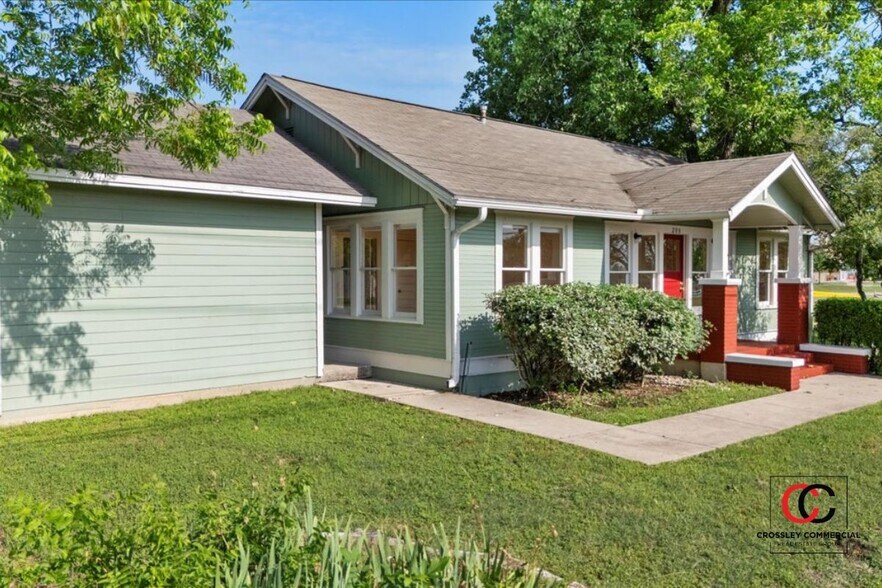 More Photos Of 205 S FM 1660, Hutto Office Residential For Sale