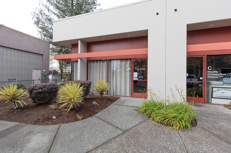 More Photos Of 1800 Empire Industrial Ct, Santa Rosa Flex For Sale