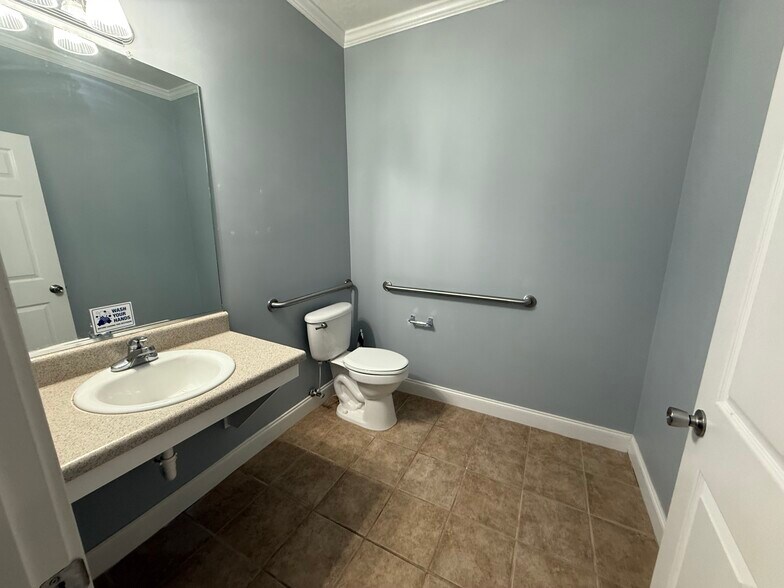 More Photos Of 3506 Professional Cir, Martinez Office For Lease