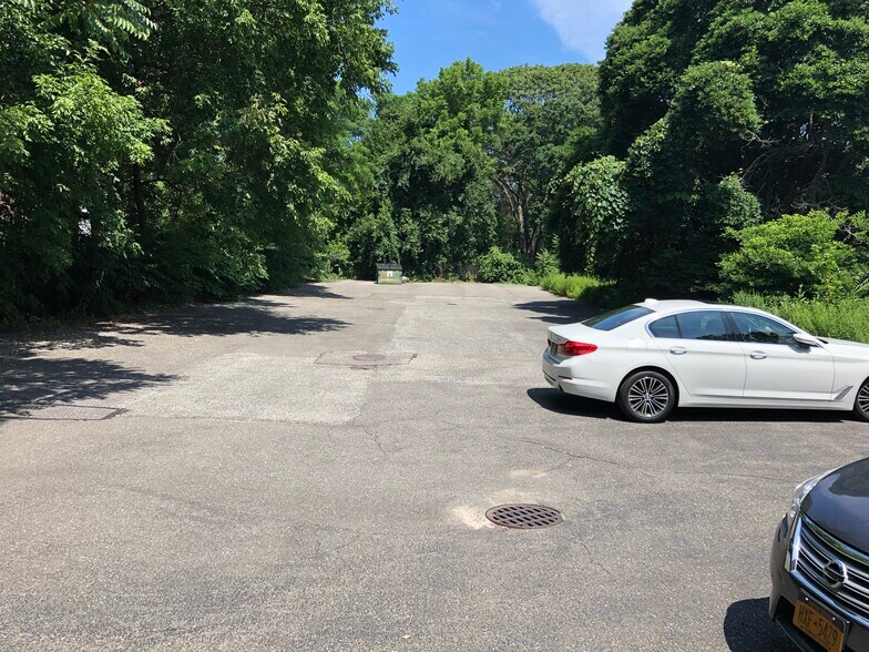 More Photos Of 761-765 Middle Country Rd, Selden Office For Lease