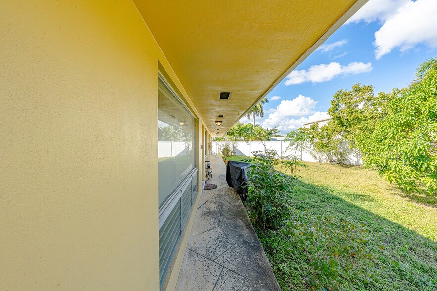 More Photos Of 4410 NE 19th Ter, Fort Lauderdale Apartments For Sale