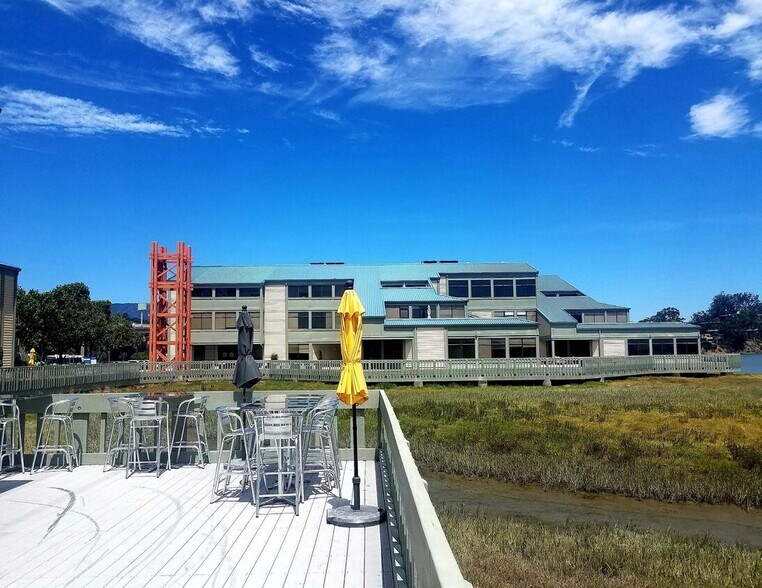 More Photos Of 100 Shoreline Hwy, Mill Valley Unknown For Lease