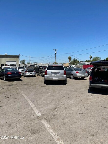 More Photos Of 3810 W Van Buren St, Phoenix Auto Dealership For Sale