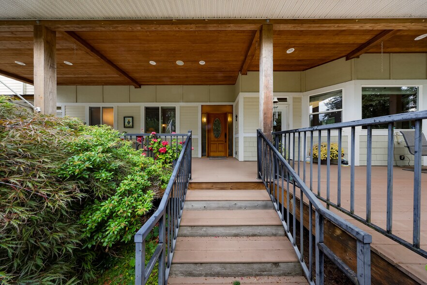 More Photos Of 918 Citadel Dr, Everson Multifamily For Sale