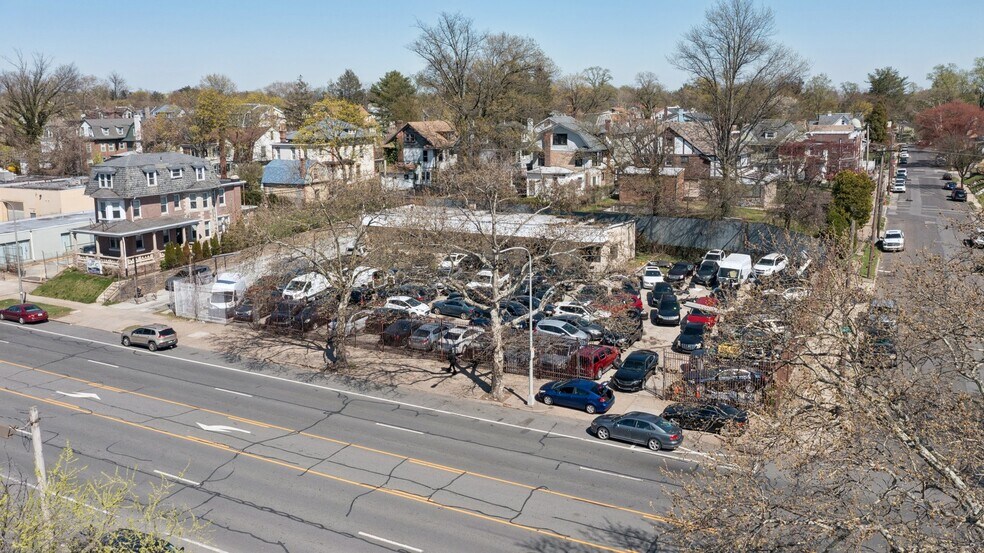 More Photos Of 6301-6311 N Broad St, Philadelphia Freestanding For Sale