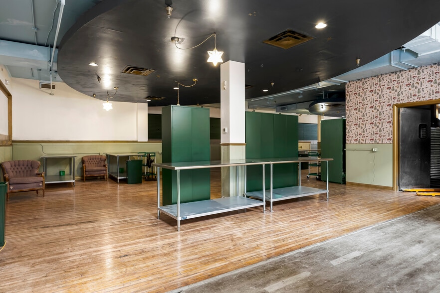 More Photos Of 61 N Pearl St, Albany Apartments For Lease