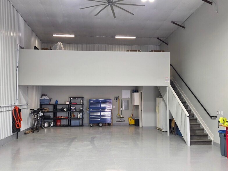 More Photos Of 341 1st St, Mead Warehouse For Sale