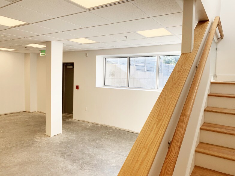 More Photos Of 1099 Ulster Ave, Kingston Freestanding For Sale