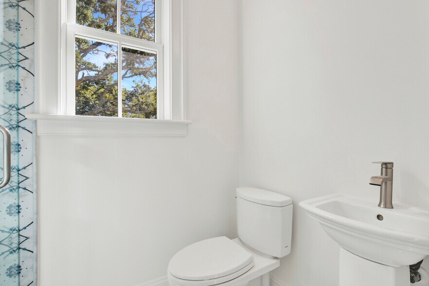 More Photos Of 104 17th st, Tybee Island Apartments For Sale