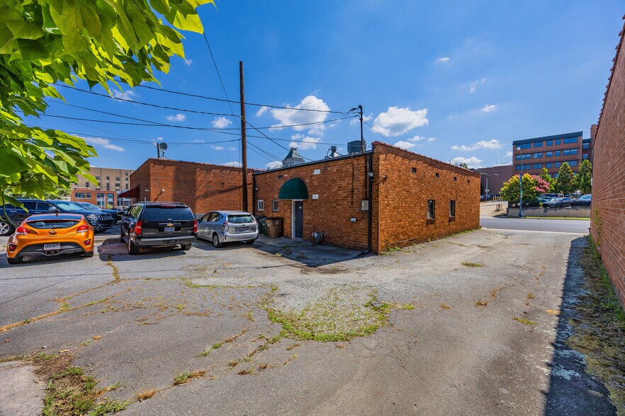 More Photos Of 316 S Eugene St, Greensboro Office For Sale