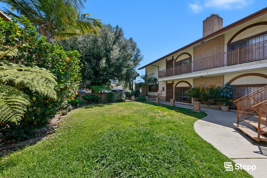 More Photos Of 245 E Artesia Blvd, Long Beach Apartments For Sale
