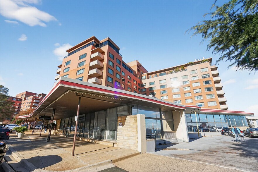 More Photos Of 1011-1121 Arlington Blvd, Arlington Apartments For Sale