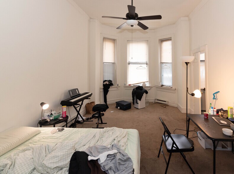 More Photos Of 46 W Biddle St, Baltimore Apartments For Sale