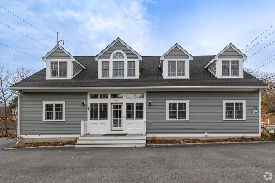 More Photos Of 109 Colon St, Beverly Medical For Lease