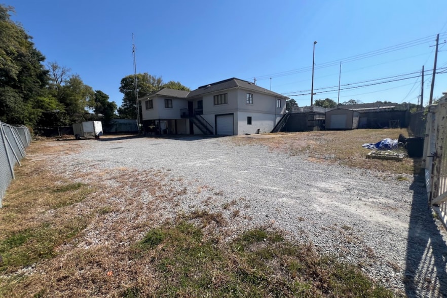 More Photos Of 5201 Hamilton Rd, Columbus Office For Lease