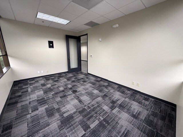 More Photos Of 2451 Atrium Way, Nashville Office For Lease