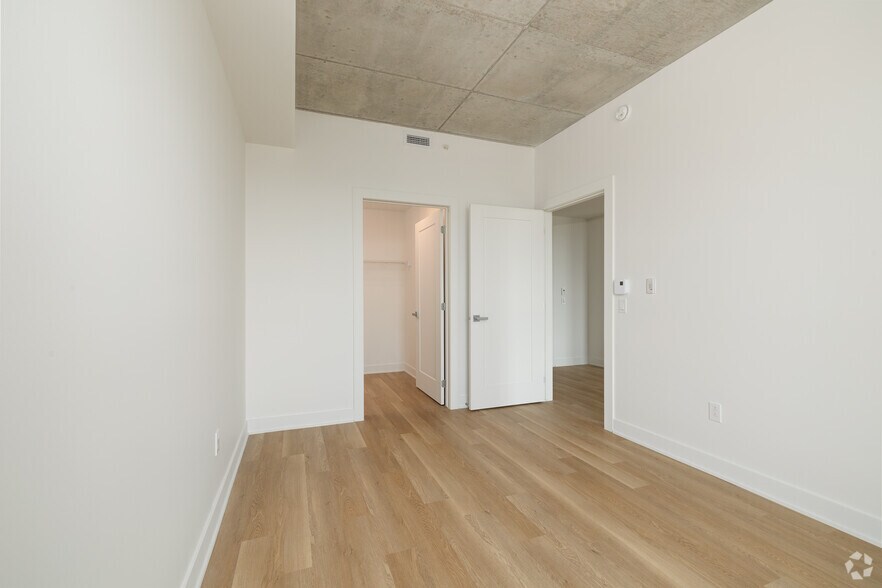 More Photos Of 5200 St De La Savane, Montréal Apartments For Lease