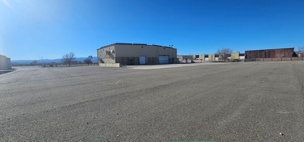 More Photos Of 2948 I-70 Business Loop, Grand Junction Warehouse For Lease