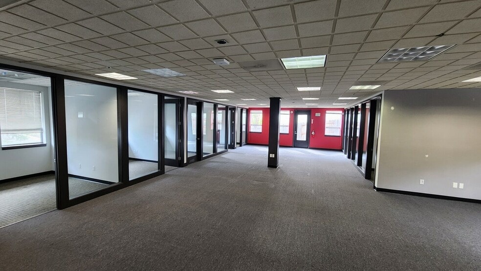 More Photos Of 7300 Healdsburg Ave, Sebastopol Office For Lease