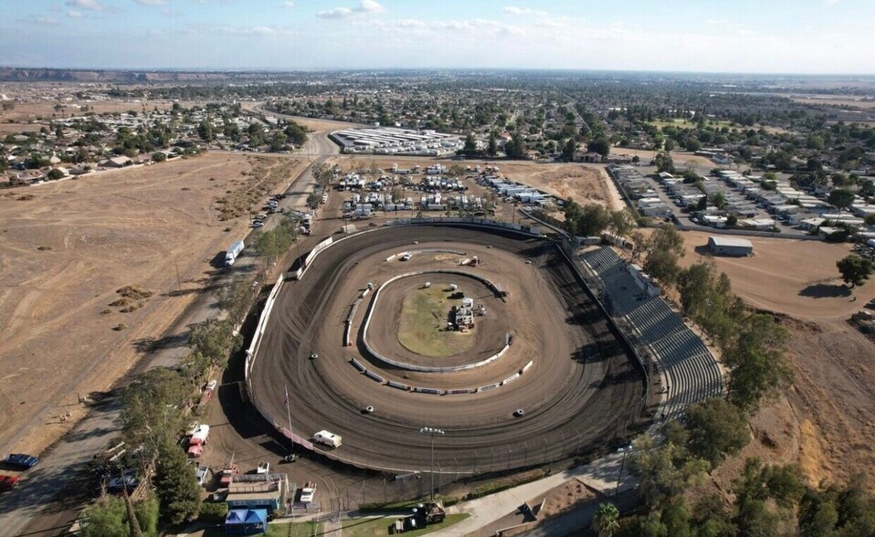 More Photos Of 5001 N Chester Ave, Bakersfield Land For Sale