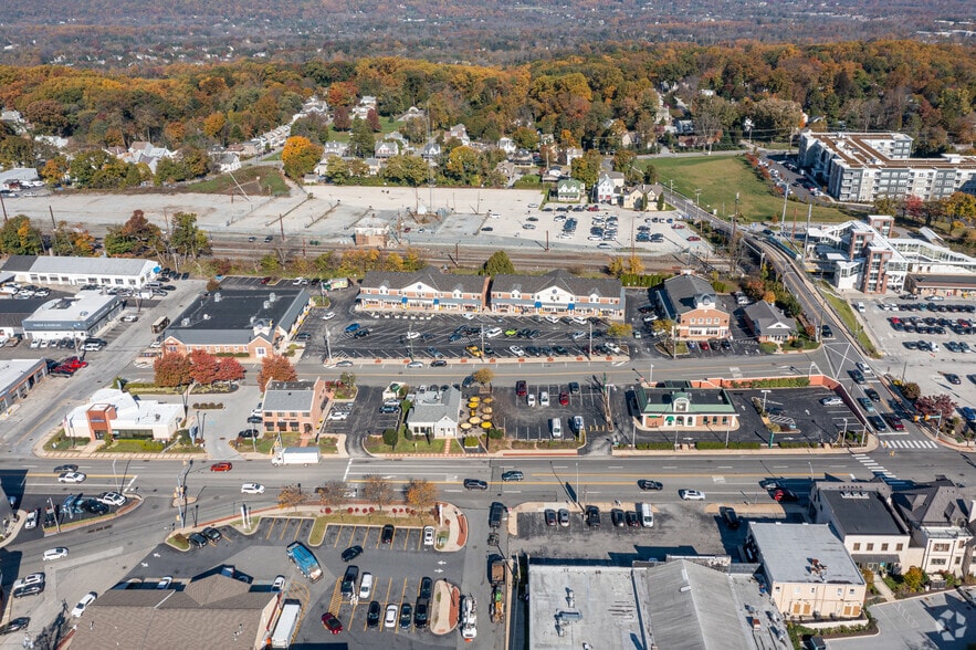 More Photos Of 41 Paoli Plz, Paoli Unknown For Lease