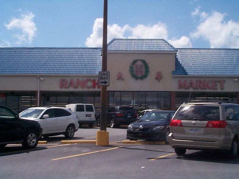 More Photos Of 5150 Buford Hwy NE, Doraville Storefront For Lease