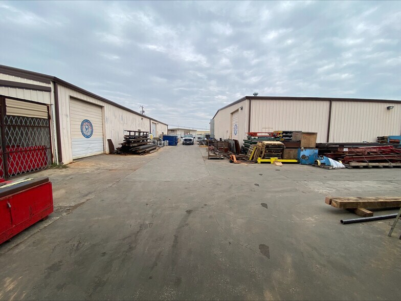 More Photos Of 6513 Midway Rd, Haltom City Warehouse For Sale
