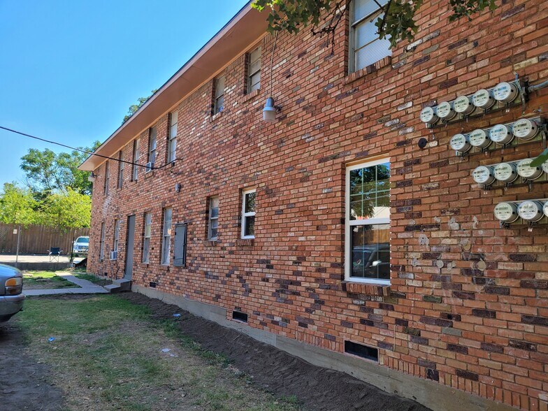 More Photos Of 722 N Marsalis Ave, Dallas Apartments For Sale