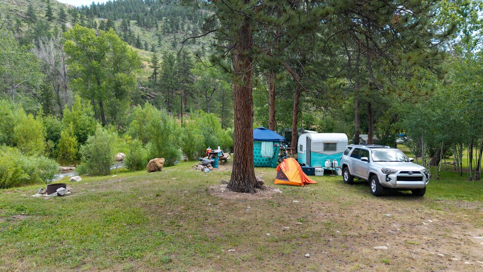 More Photos Of 1607-9 US Highway 34, Drake Trailer Camper Park For Sale