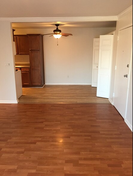 More Photos Of 17100 Clinton River Rd, Clinton Township Apartments For Sale