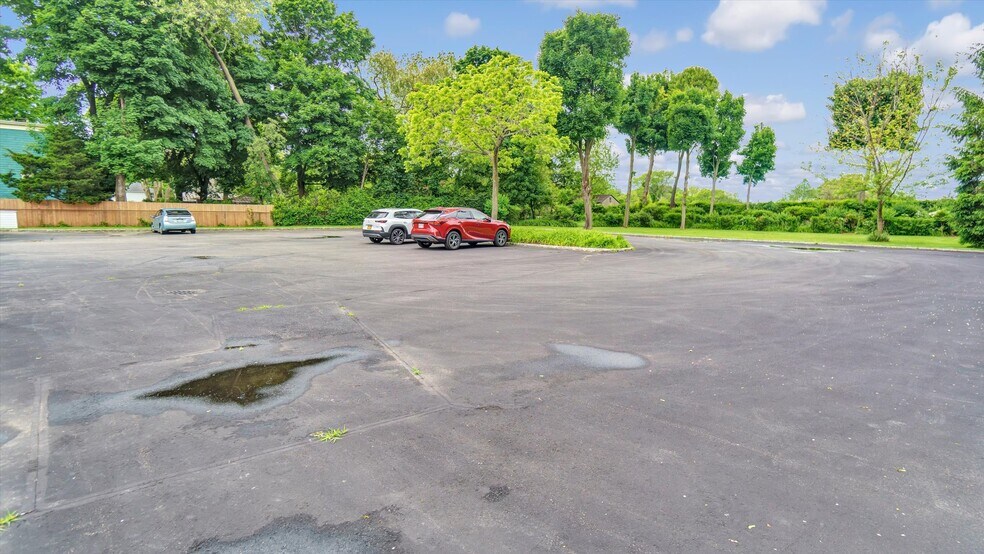 More Photos Of , Cutchogue Office For Sale