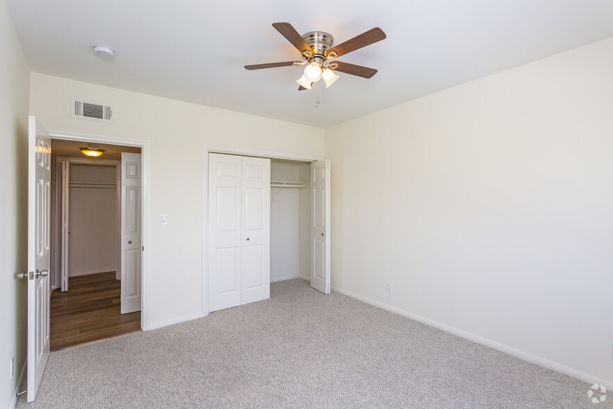 More Photos Of 1214 N Clark St, West Hollywood Apartments For Sale
