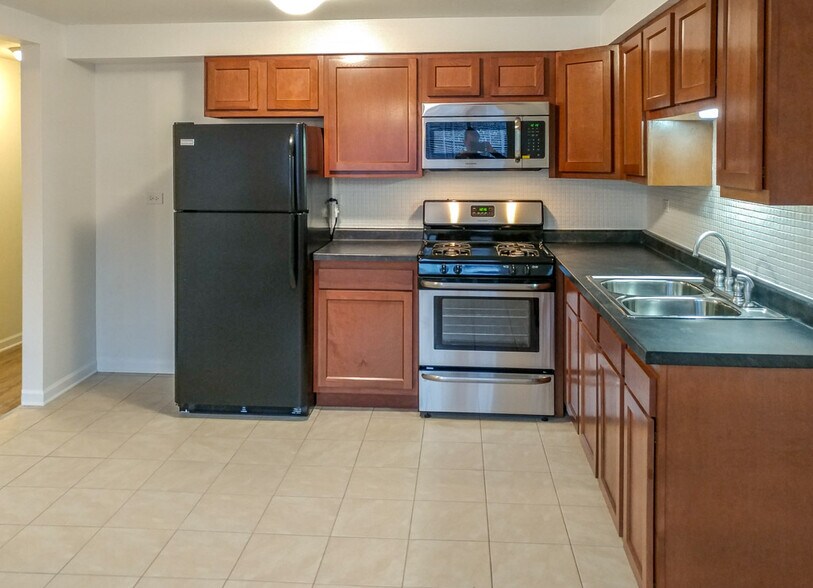 More Photos Of 949-953 E 86th St, Chicago Apartments For Sale