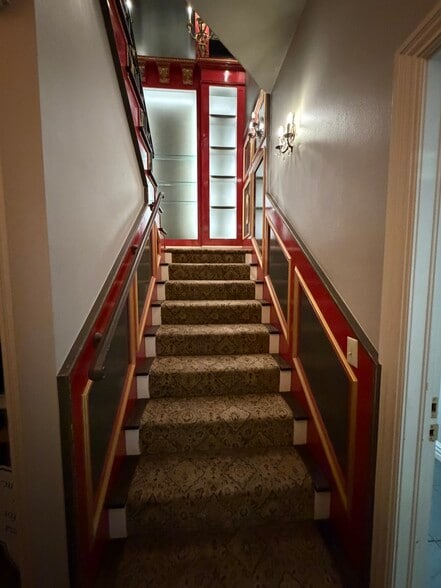 More Photos Of 4645 Tinker Diagonal St, Oklahoma City Loft Creative Space For Sale