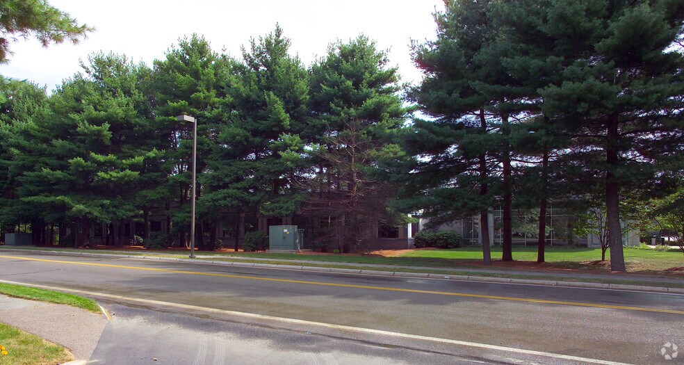 More Photos Of 300 Foxborough Blvd, Foxborough Light Manufacturing For Lease