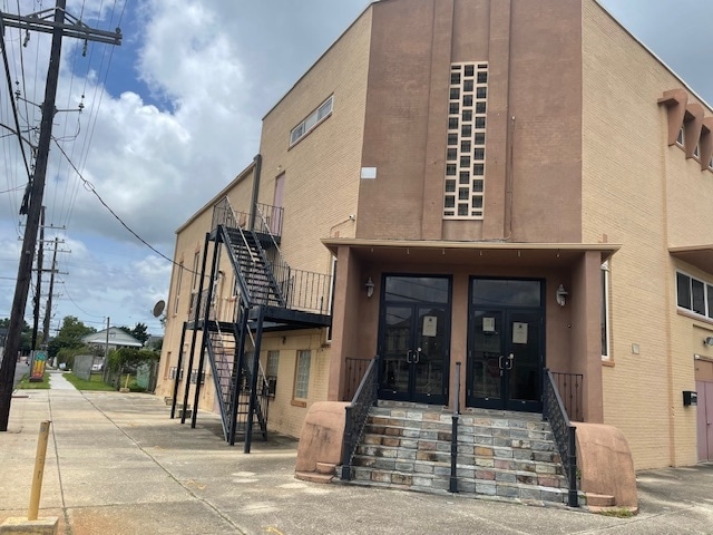 More Photos Of 2400 Delachaise St, New Orleans Specialty For Sale