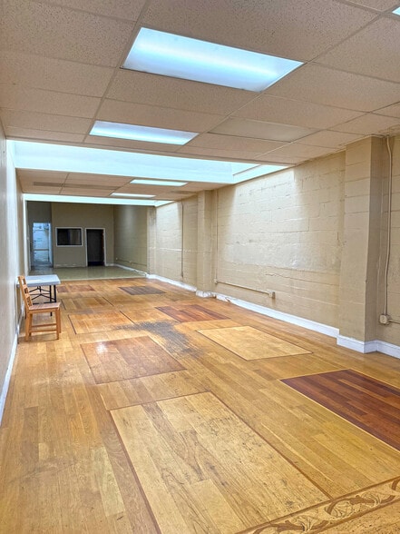 More Photos Of 1227 San Pablo Ave, Berkeley Storefront For Sale