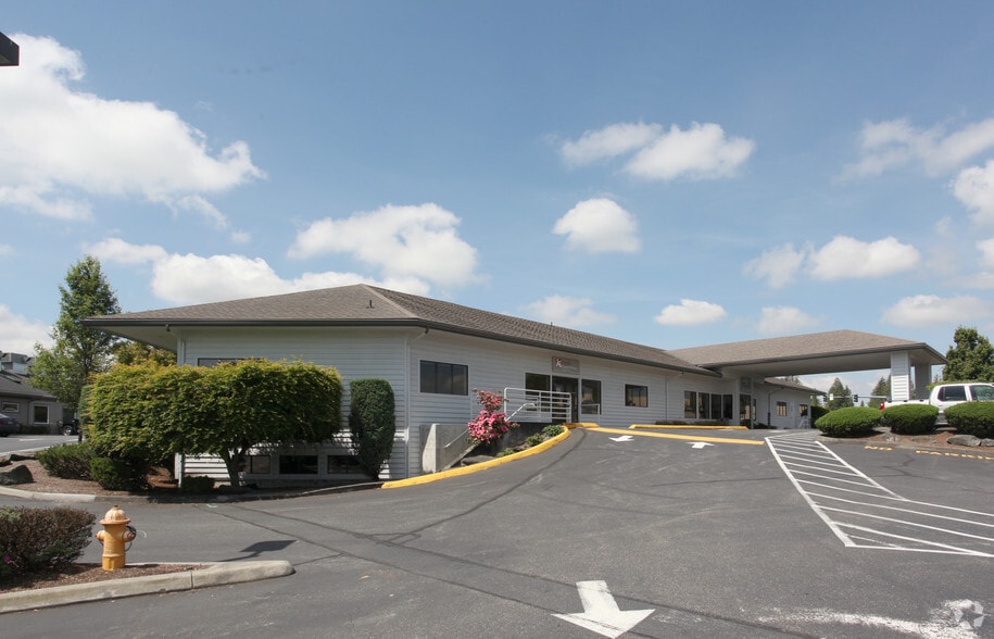 Primary Photo Of 11019 Canyon Rd, Puyallup Office For Lease