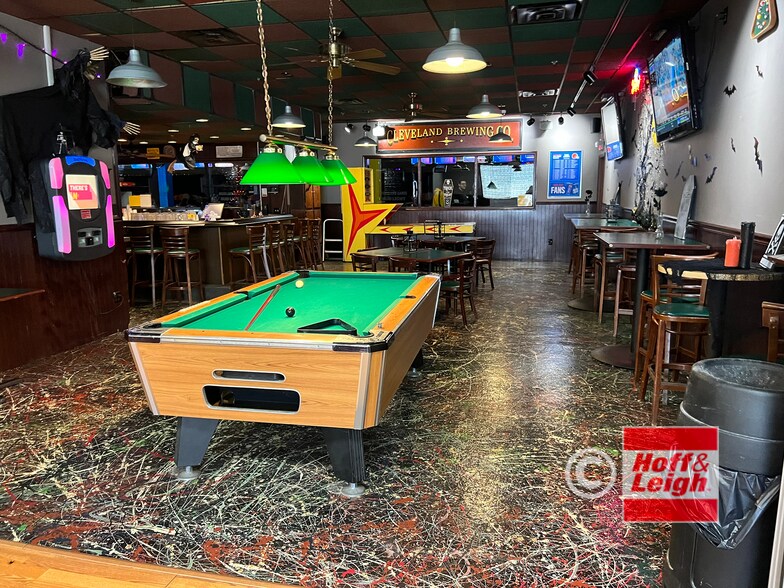 More Photos Of 26383 Broadway Ave, Bedford Bowling Alley For Sale