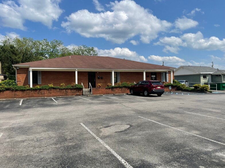 More Photos Of 2327 Pansy St SW, Huntsville Medical For Lease