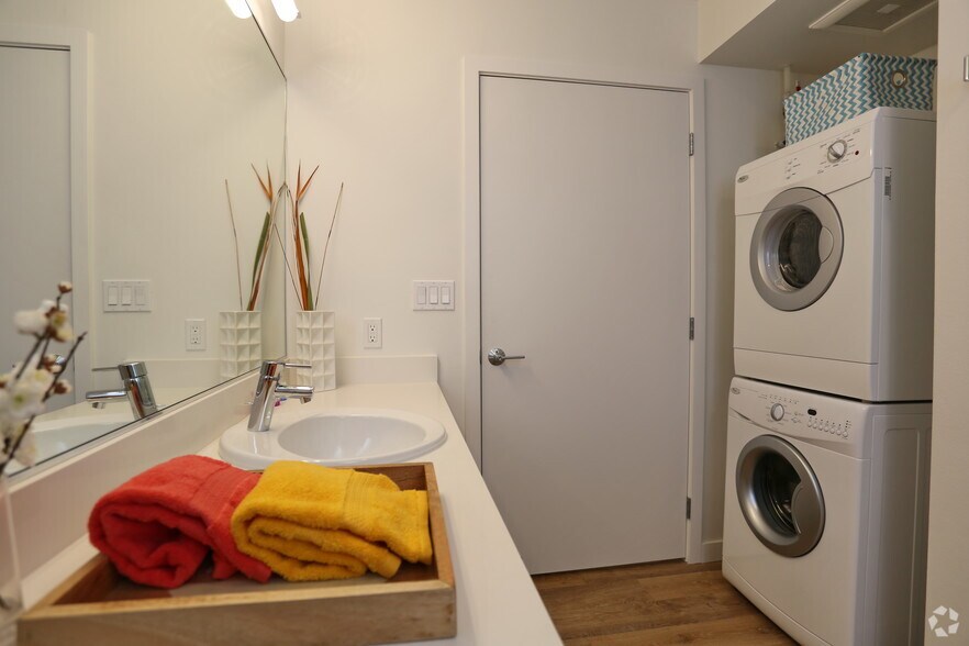 More Photos Of 3636 Stone Way N, Seattle Apartments For Lease
