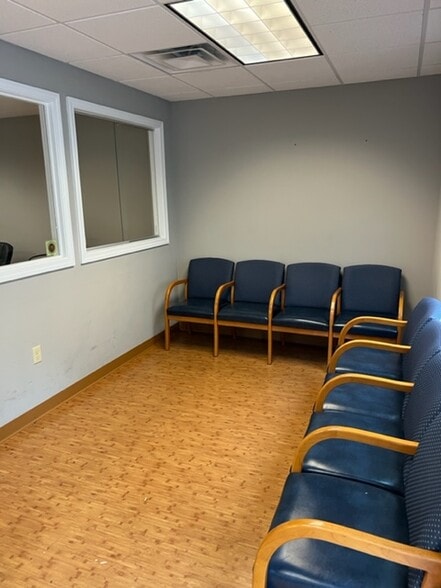 More Photos Of 1449 Old Waterbury Rd, Southbury Office For Sale