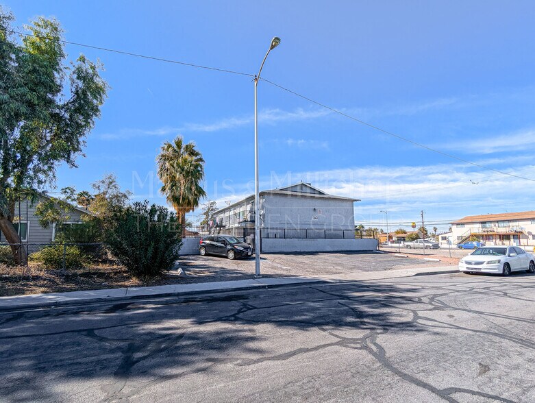 More Photos Of 1843 Jefferson St, North Las Vegas Apartments For Sale