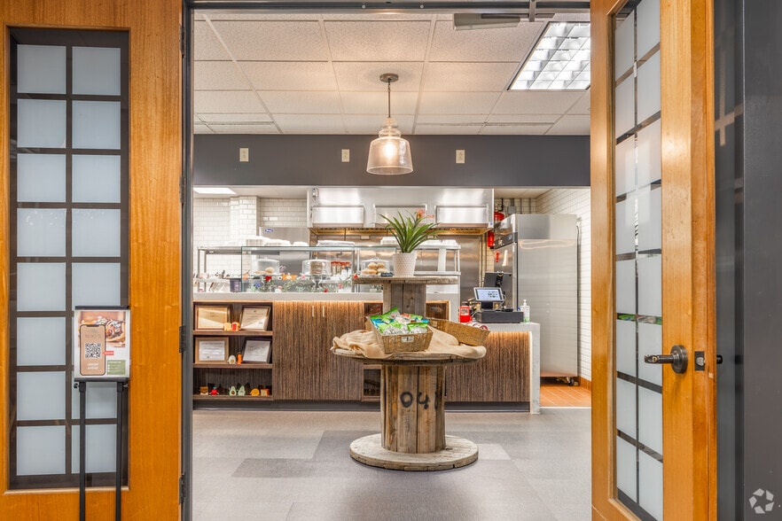 More Photos Of 535 Route 38, Cherry Hill Office For Lease