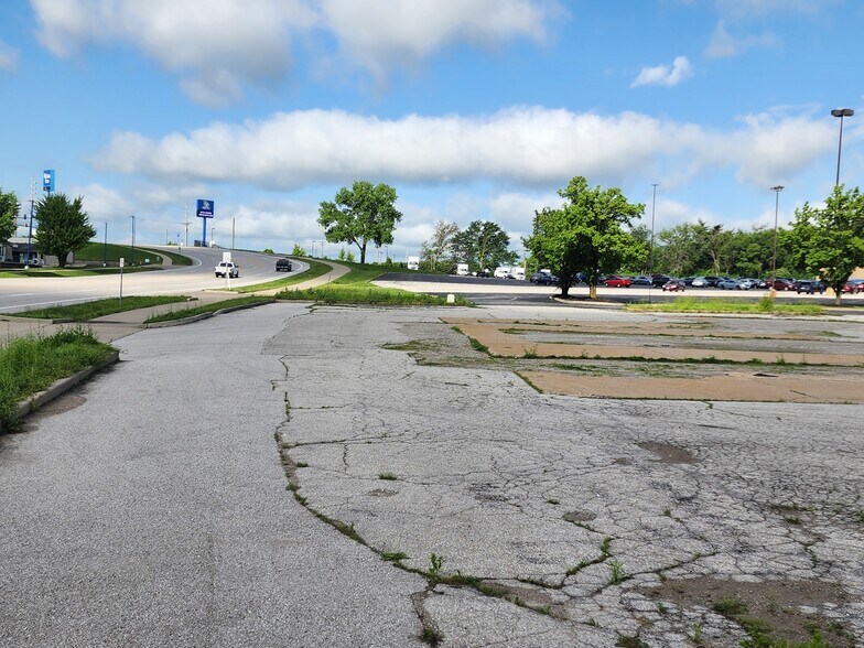 More Photos Of 3735 Harry S Truman Blvd, Saint Charles Land For Sale