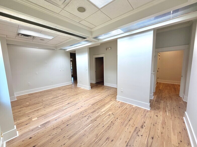 More Photos Of 277 Willbrook Blvd, Pawleys Island Office For Lease