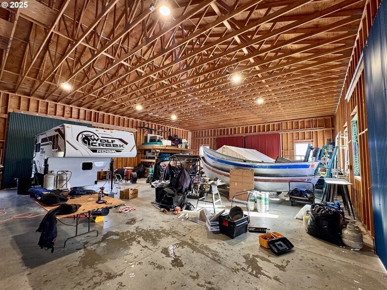 More Photos Of 38481 Sawmill Cutoff Ln, Halfway Warehouse For Sale